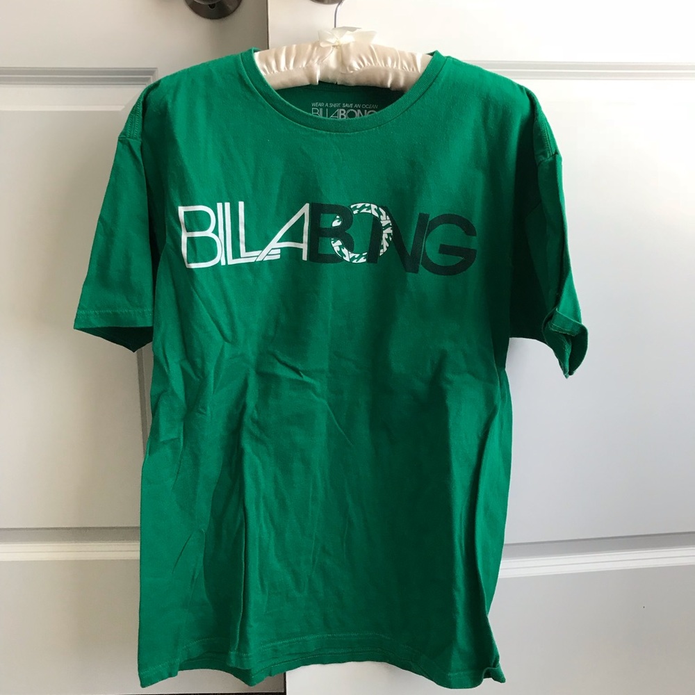Billabong green T-shirt